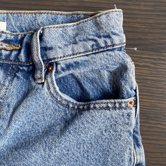 PACSUN HIGH-RISE STRAIGHT JEANS WITH FRAYED EDGES BUTTON UP SIZE 25 - Picture 3 of 5